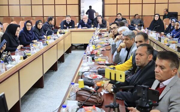 نشست صمیمی فرماندار شهریار با اصحاب رسانه و فعالان فضای مجازی