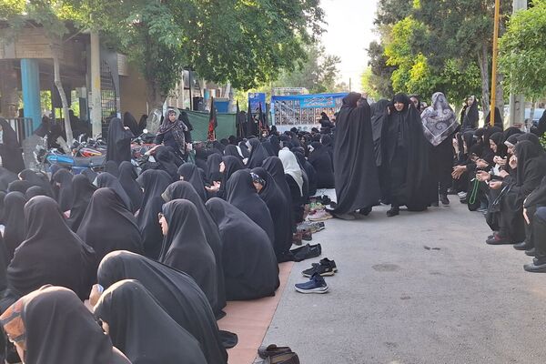 برگزاری یادواره شهدا در گلزار شهدای شیراز