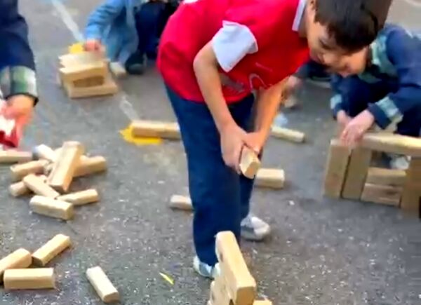 روز بازی و نشاط دانش‌آموزان در دبستان زنده‌یاد سیامک اسماعیلی قائمشهر