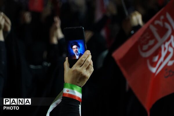 تجدید بیعت مردم نظرآد با آرمان‌های «رهبر شهید» 