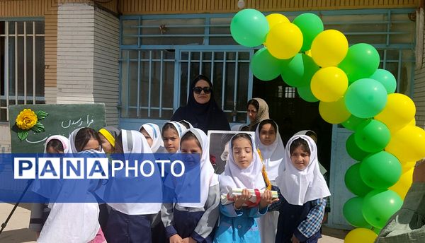 جشن شکوفه ها در مدارس خراسان شمالی