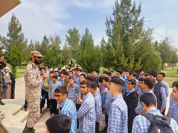 اردوی آموزشی تیراندازی و بازدید از موزه و مزار شهدای گمنام در شهرستان بروجرد