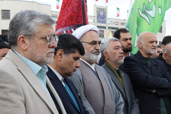 اجتماع عظیم منتظران ظهور در میدان شهدا مشهد