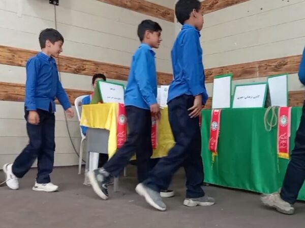 کارگاه معرفی سازمان دانش‌آموزی حاجی‌آباد
