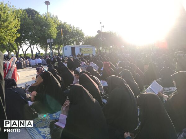 دعای پر فیض عرفه و مناجات عاشقانه امام حسین«؏» در آستان مقدس حضرت حقوق نبی«؏»
