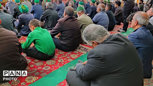 اقامه نماز عبادی سیاسی جمعه در شهر دارالسادات بار نیشابور 