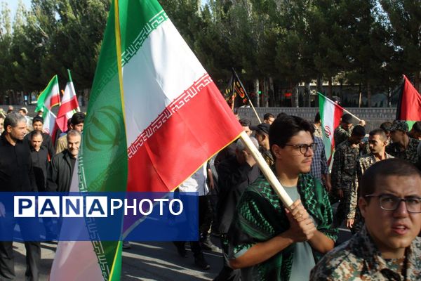 ملکان در مسیر عشق