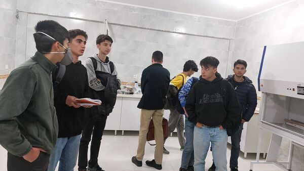 کارگاه آشنایی با تجهیزات آزمایشگاه کشت سلول و تکنیک‌های آسپتیک