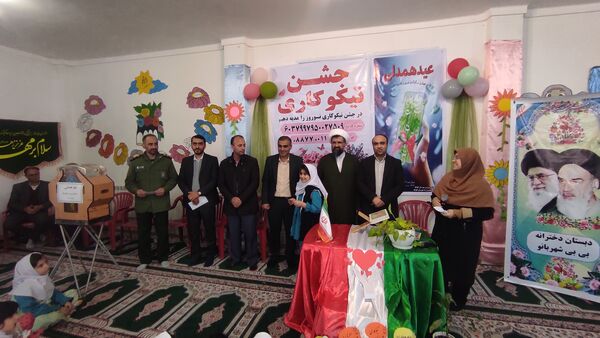 مشق همدلی و بخشندگی در گلوگاه 