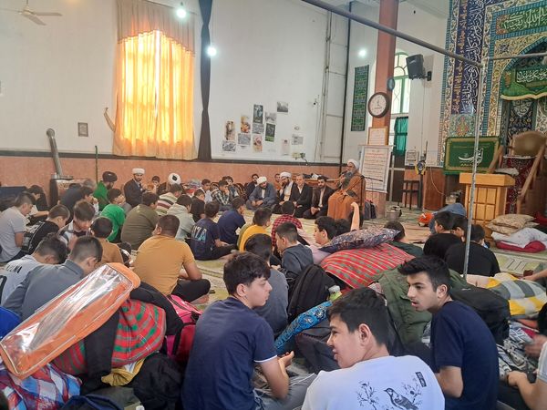 مراسم اعتکاف پسران در مسجد موسی بن جعفر آشخانه 