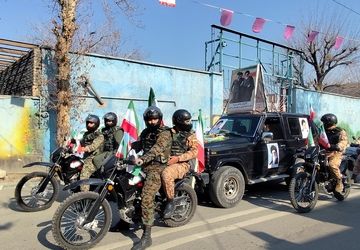 آیین استقبال از کاروان نمادین ورود امام خمینی به میهن در شهرستان ورامین 