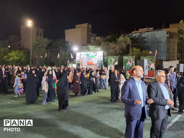 قاب‌های ماندگار از قرارگاه فرهنگی منطقه ۱۰ در هفته معلم 