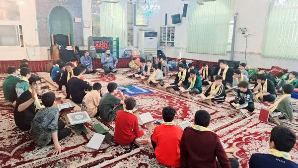 اعتکاف دانش‌آموزی در گرگان