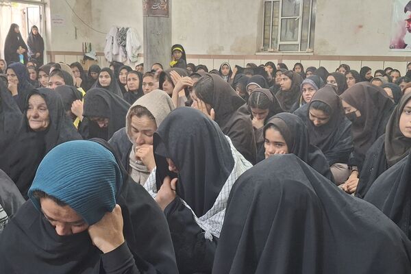 تشییع شهید گمنام در روستای ملا انبار کوهمره نودان 