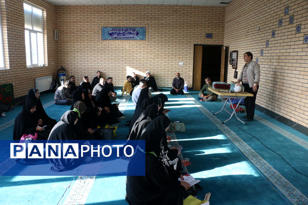 دوره تربیت مربیان ارشد سازمان دانش‌آموزی استان قم