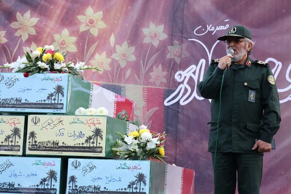 برگزاری مراسم باشکوه استقبال از شهدای گمنام در کرج 