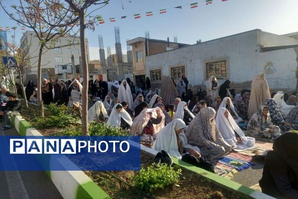 اقامه نماز عید فطر در قیامدشت ناحیه یک ری