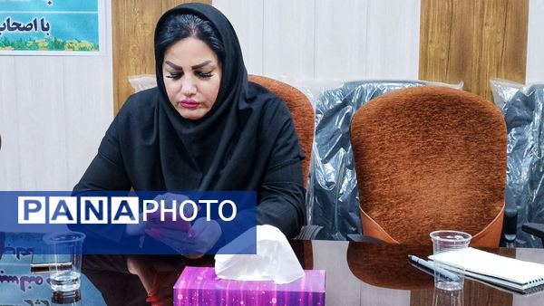 نشست خبری رئیس آموزش و پرورش شهرستان مارگون به‌مناسبت هفته معلم