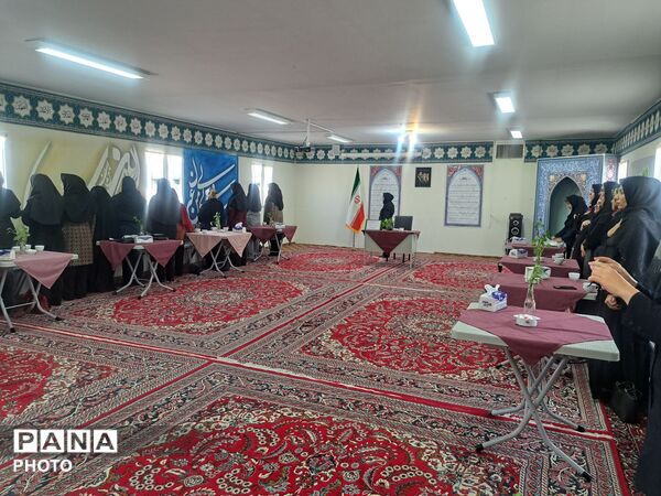  نخستین جلسه شورای دبیران دبیرستان علی افشارنژاد