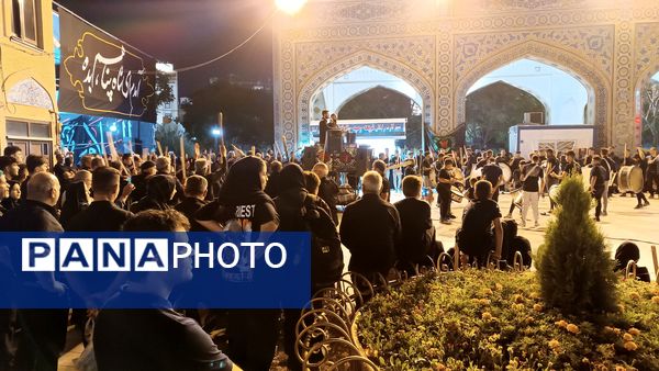 مراسم عزاداری شهادت امام رضا(ع) و شام غریبان در حرم مطهر رضوی 