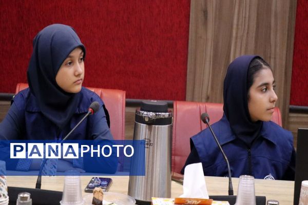 نشست صمیمی فعالین رسانه ای دانش‌آموزان با مدیرعامل خبرگزاری پانا