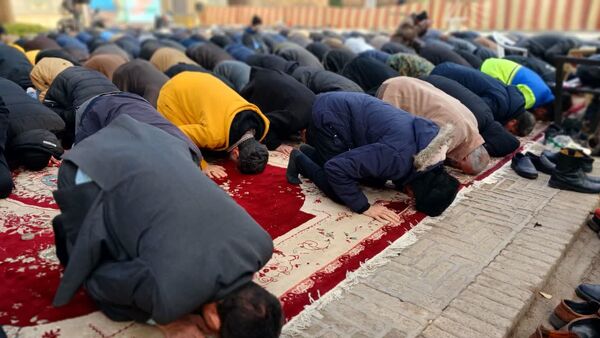 اقامه نماز پرفیض جمعه در سمنان