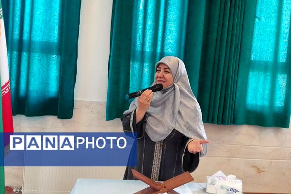 روز خاطره‌انگیز با برگزاری جشن سمپاد در دبیرستان استعدادهای درخشان فرزانگان ملارد