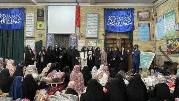 اعتکاف دانش آموزی در مسجد جوادالائمه (ع)؛سفری به قلب عبادت