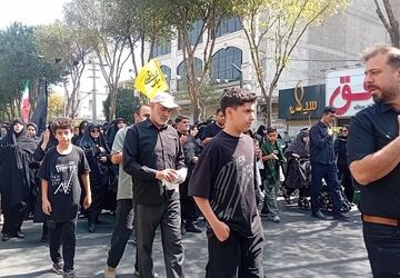 فردیس، صحنه همبستگی زائران جاماندگان اربعین حسینی است
