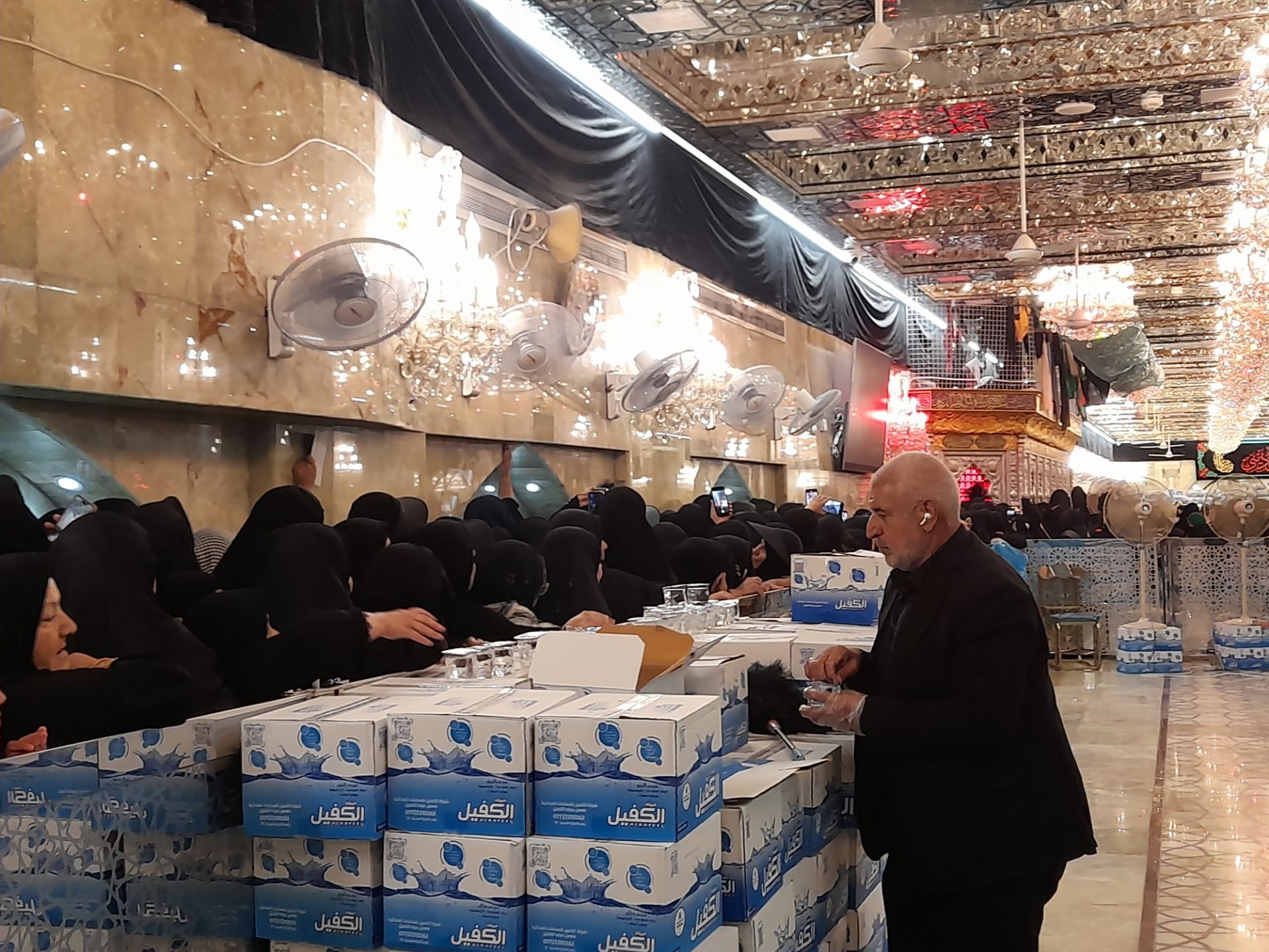 تجلی ایثار در مسیر اربعین