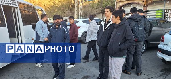 کوهپیمایی گروه پیشتازان مدرسه شهید فهمیده ناحیه یک کرج 