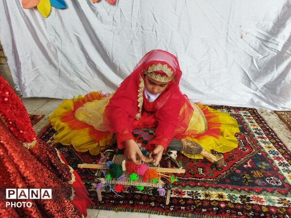 نمایشگاه «طرح بوم» در مدرسه بهادر صمدی