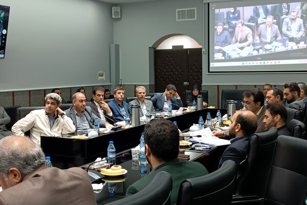 برگزاری نشست ستاد راهبری نماد و بازدید از مدارس