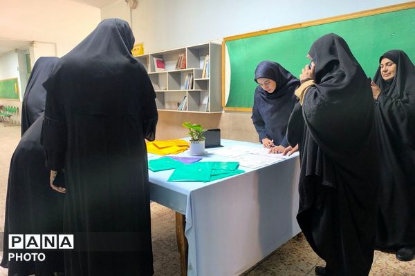 دوره تکمیلی دوازدهمین جشنواره الگوهای تدریسی برتر درس تفکر و سبک زندگی