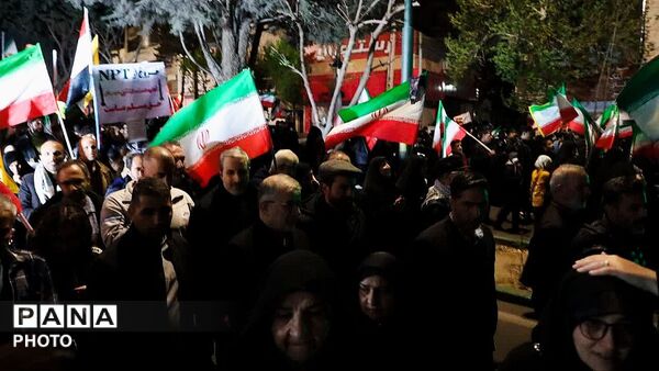 تجدید بیعت  دوبار مردم کرج با ولی امر مسلمین امام سیدمجتبی خامنه‌ای (مدظله العالی)