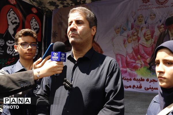 طنین «یا حسین» در مسیر دلدادگی؛ حضور پرشور جاماندگان اربعین در تهران