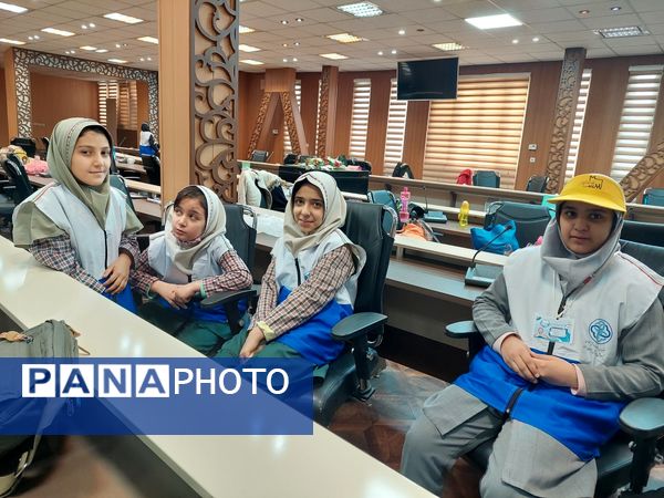 مسابقات علمی‌و‌مهارتی سفیران‌سلامت در ناحیه۲‌مشهد