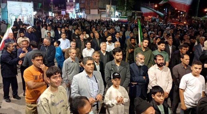 حضور پرشور و حماسی مردم کوهدشت در شصت وهفتمین شب بیعت با رهبری