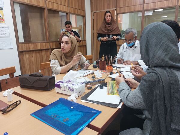 گردهمایی هنرمندان به مناسبت بزرگداشت استاد شهریار در شهرستان حاجی آباد