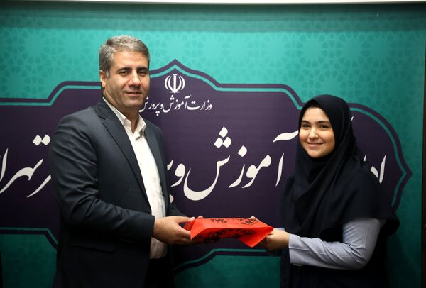 آیین تجلیل از دانش‌آموز خبرنگاران پانا پایتخت 