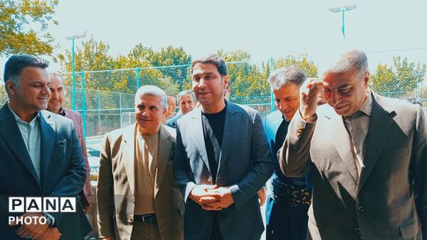 درخشش ورزشکاران منطقه ۴ در آوردگاه ملی ؛ ماراتن نفس‌گیر فوتسال و والیبال به خط پایان رسید