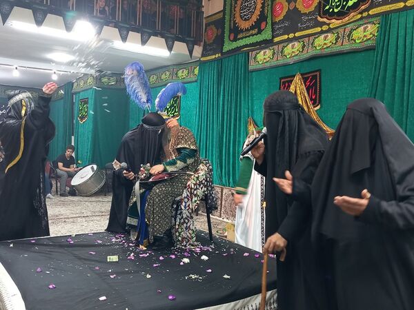 تعزیه‌خوانی تاسوعا در حسینیه موسی بن جعفر (ع)