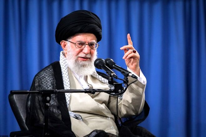 برگزاری مراسم بدرقه و تشییع پیکر رهبر شهید در قم، مشهد و تهران