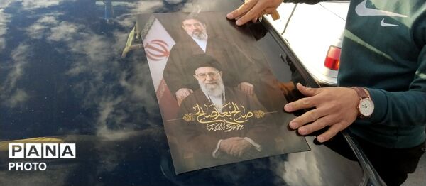 برپایی موکب در تویسرکان به مناسبت چهلم رهبر شهید و کودکان میناب