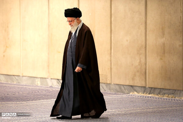 حضرت آیت‌الله العظمی شهید سیدعلی حسینی خامنه‌ای