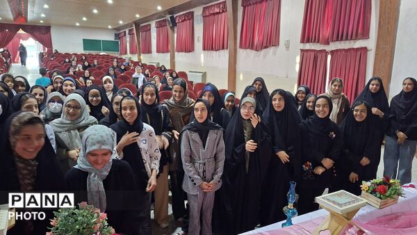 افتتاحیه محفل هفتگی دخترانه مشکات در شهرستان فریدن