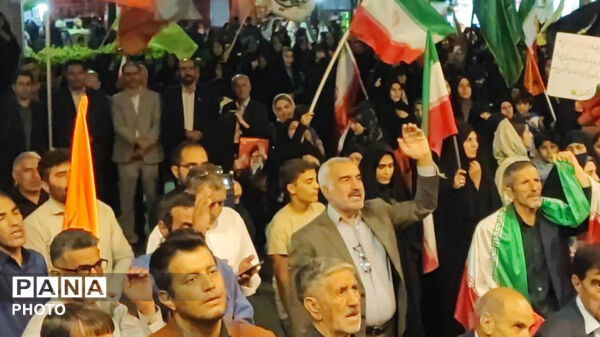 طنین دوباره فریاد مقاومت در کوهدشت؛ نود و سومین شبِ بیعت با ولایت