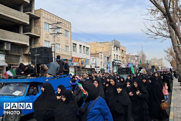 تشییع پیکر مطهر شهدای وطن در گلزار شهدای شهرستان ملارد