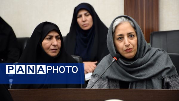نشست معاون استاندار خراسان رضوی با بانوان فرهیخته شهرستان تربت حیدریه