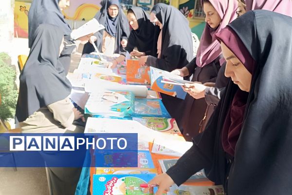 شهریار میزبان نمایشگاه بسته‌های تربیت-یادگیری‌ کودک 